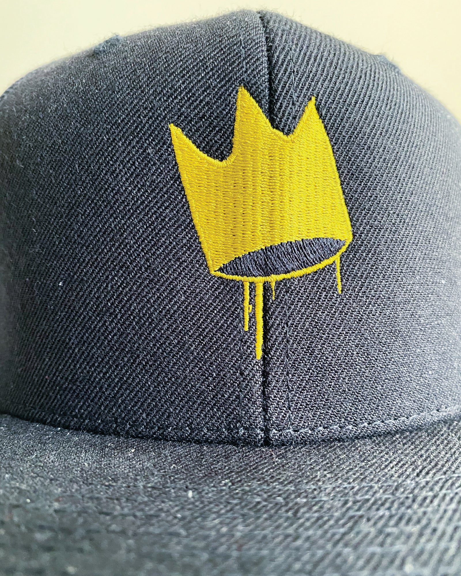 "Crown" VVS Embroidered Black Snapback